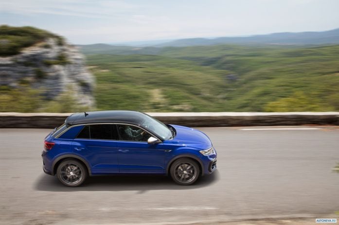 2020 Volkswagen T-Roc R - фотография 17 из 40 2020 Volkswagen T-Roc R - фотография 17 из 40