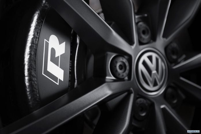 2020 Volkswagen T-Roc R - фотография 37 из 40 2020 Volkswagen T-Roc R - фотография 37 из 40