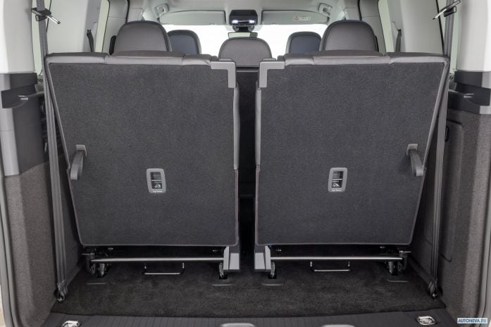 2021 Volkswagen Caddy Life - фотография 19 из 25 2021 Volkswagen Caddy Life - фотография 19 из 25