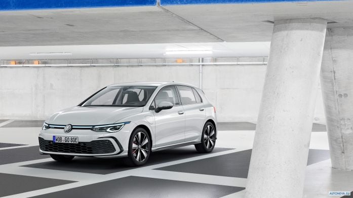 2021 Volkswagen Golf GTE - фотография 1 из 13