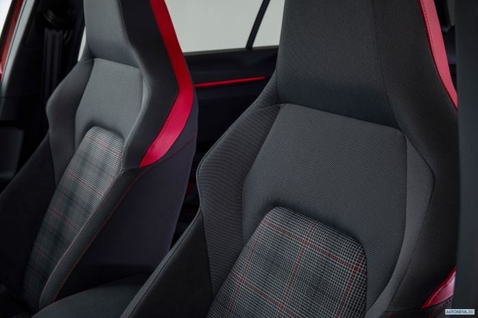 2021 Volkswagen Golf GTI - фотография 10 из 16 2021 Volkswagen Golf GTI - фотография 10 из 16
