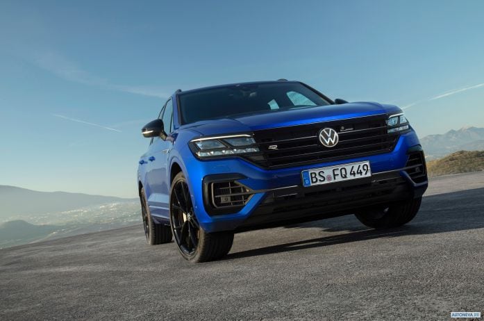 2021 Volkswagen Touareg R - фотография 6 из 40