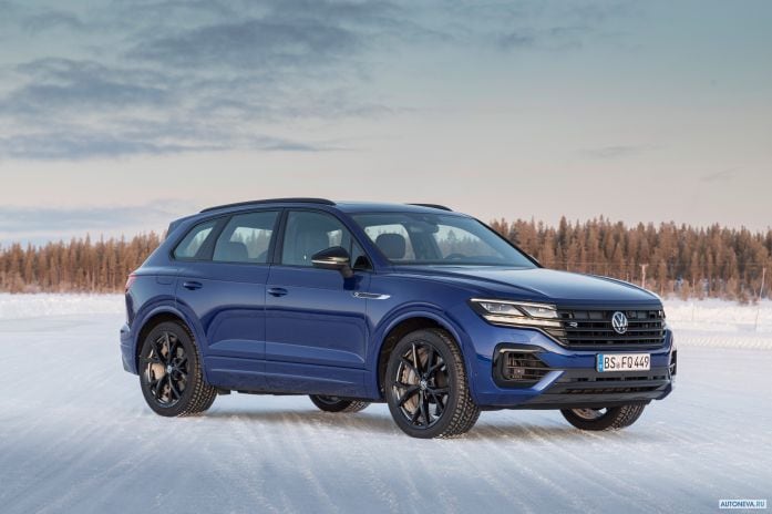 2021 Volkswagen Touareg R - фотография 14 из 40