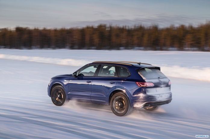 2021 Volkswagen Touareg R - фотография 15 из 40 2021 Volkswagen Touareg R - фотография 15 из 40