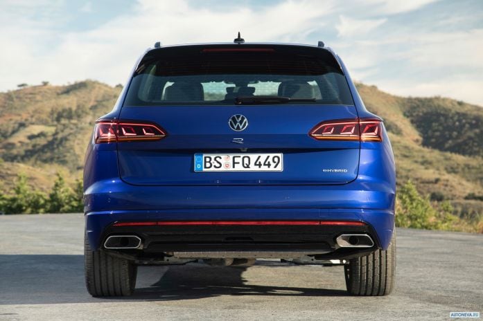 2021 Volkswagen Touareg R - фотография 29 из 40