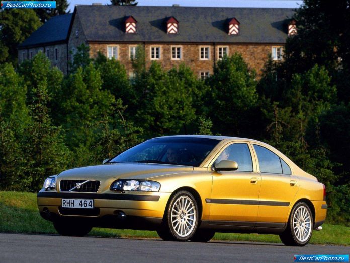 2000 Volvo S60 - фотография 1 из 115