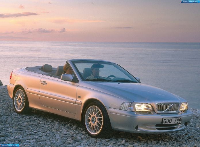 2001 Volvo C70 Convertible - фотография 1 из 41