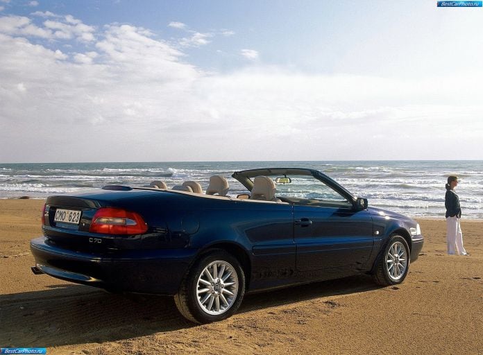 2001 Volvo C70 Convertible - фотография 22 из 41