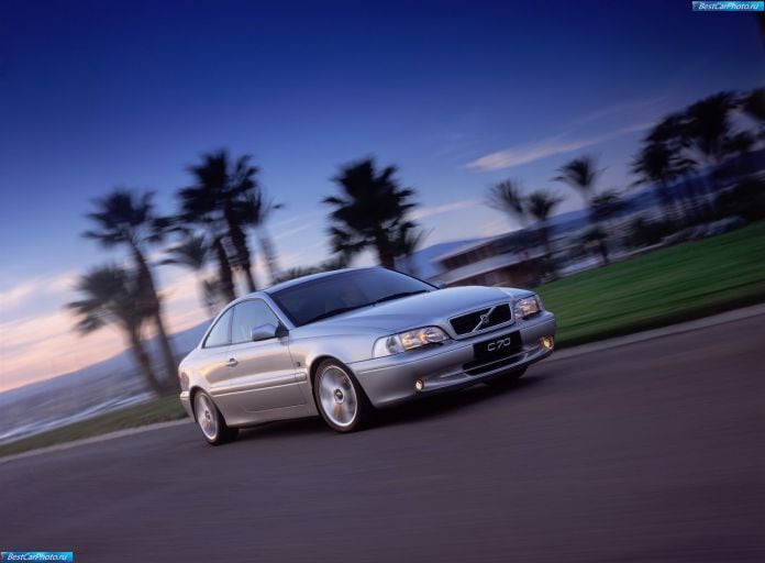 2001 Volvo C70 Coupe - фотография 1 из 13