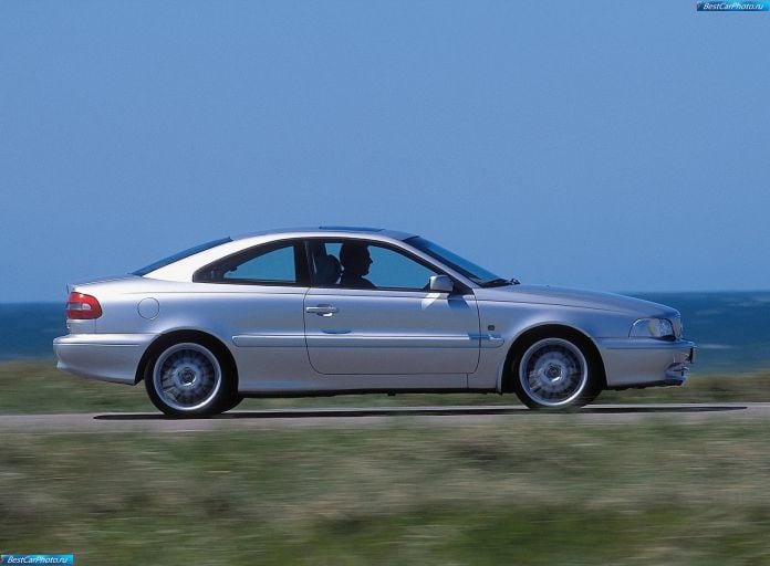 2001 Volvo C70 Coupe - фотография 8 из 13