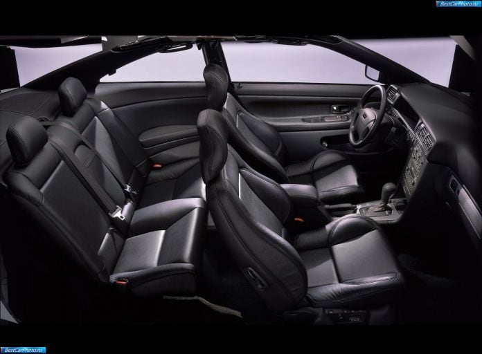 2001 Volvo C70 Coupe - фотография 12 из 13
