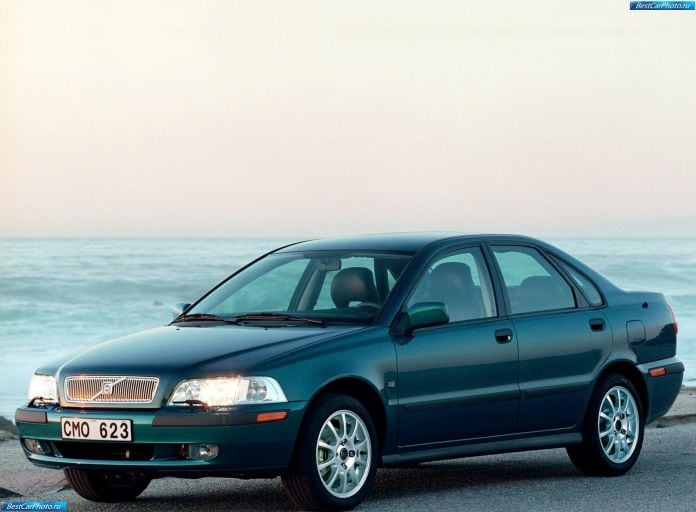 2001 Volvo S40 - фотография 4 из 58