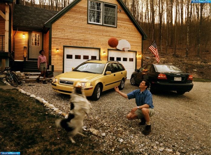 2001 Volvo S40 - фотография 30 из 58