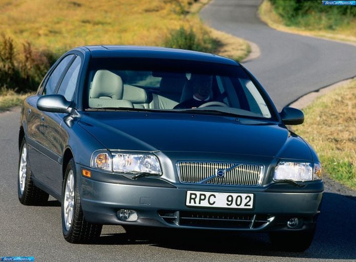 2001 Volvo S80 - фотография 3 из 40
