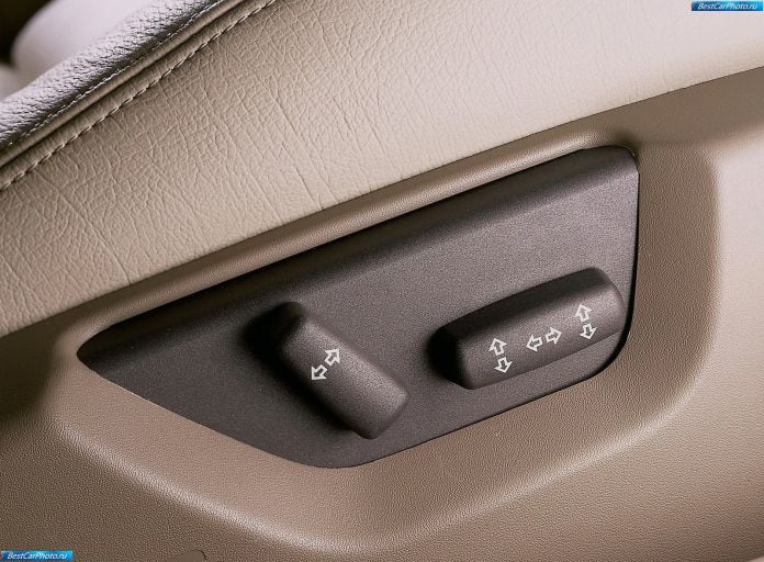 2001 Volvo V40 - фотография 30 из 37