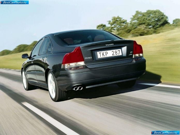 2003 Volvo S60 R - фотография 19 из 35