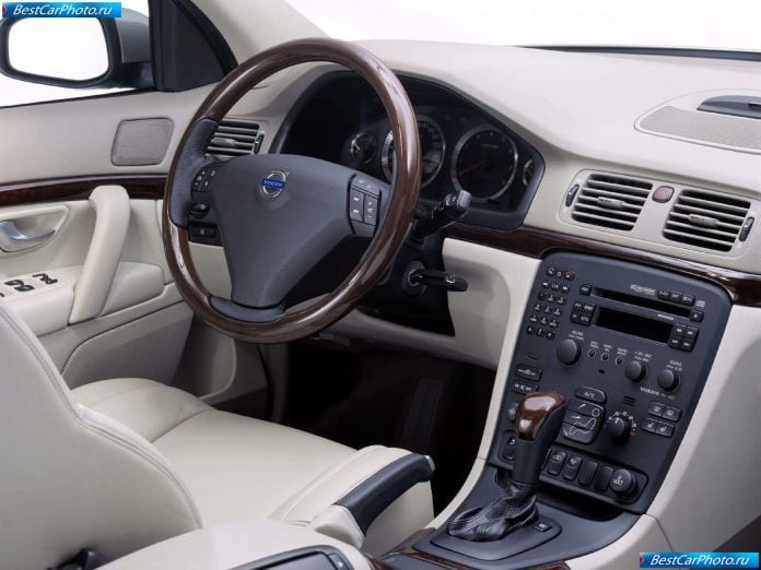 2003 Volvo S80 - фотография 6 из 23
