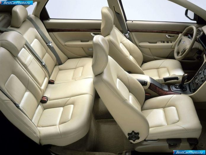 2003 Volvo S80 - фотография 9 из 23