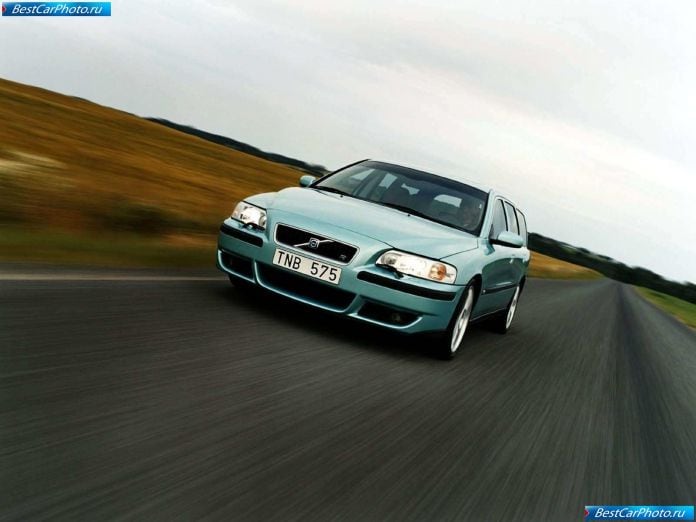 2003 Volvo V70 R - фотография 3 из 25