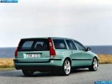 volvo_2003-v70_r_1600x1200_011.jpg