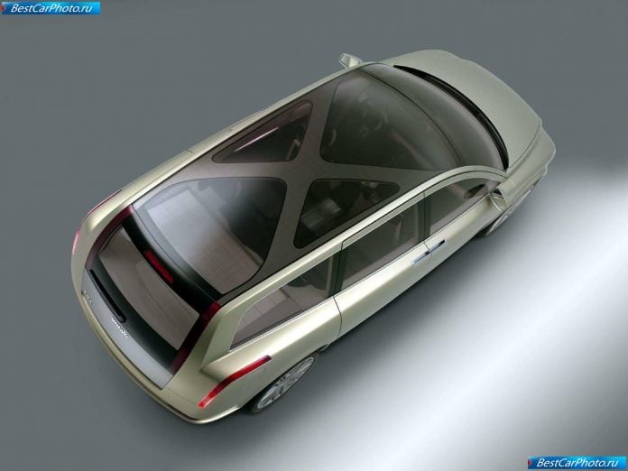 2003 Volvo Vcc Concept - фотография 10 из 38