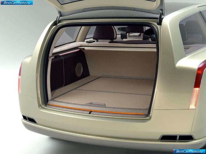 2003 Volvo Vcc Concept - фотография 23 из 38