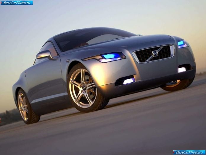 2004 Volvo 3cc Concept - фотография 1 из 29