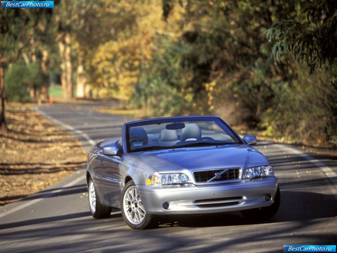 2004 Volvo C70 Convertible - фотография 5 из 36