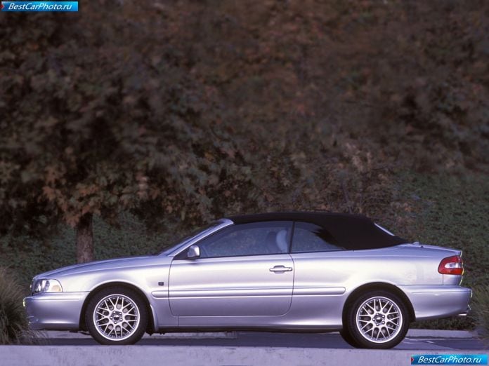 2004 Volvo C70 Convertible - фотография 11 из 36