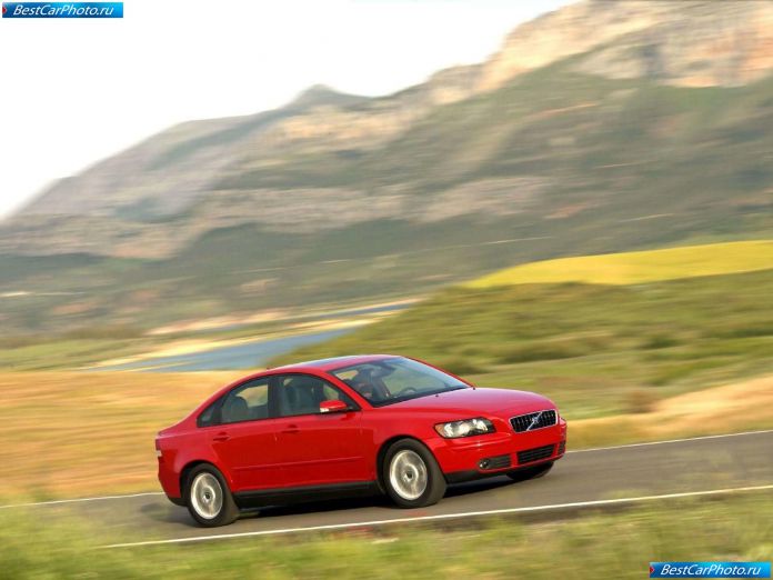 2004 Volvo S40 - фотография 8 из 39