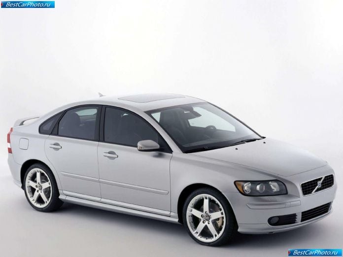 2004 Volvo S40 - фотография 21 из 39