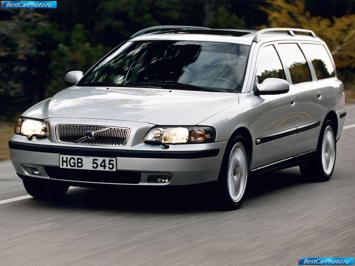 2004 Volvo V70 - фотография 2 из 7