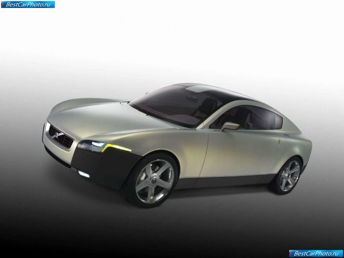 2004 Volvo Ycc Concept - фотография 2 из 39