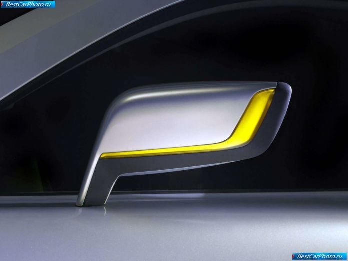 2004 Volvo Ycc Concept - фотография 31 из 39