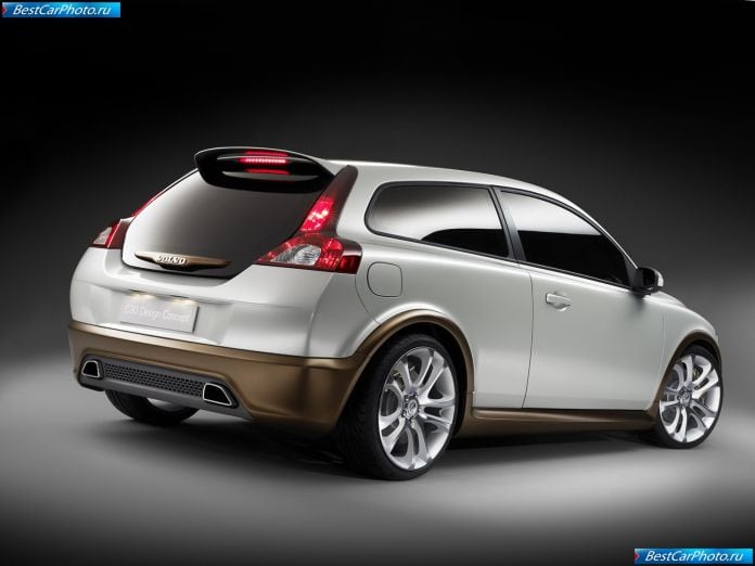 2005 Volvo C30 Design Concept - фотография 7 из 22