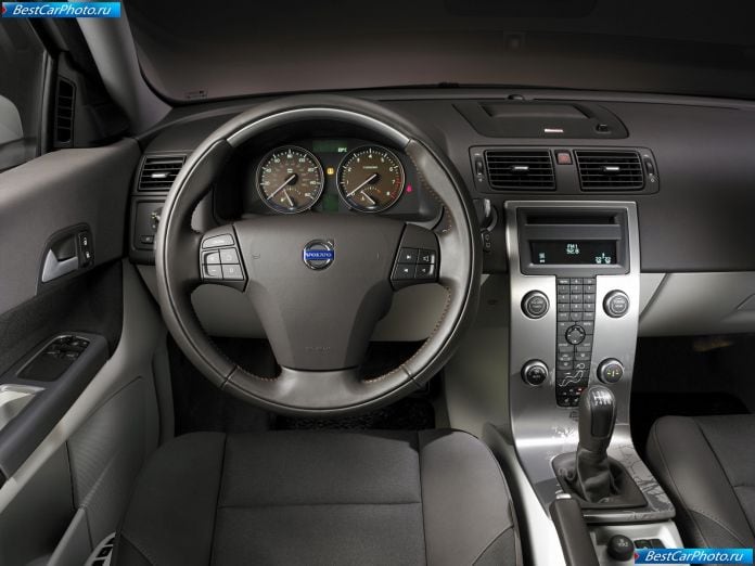 2005 Volvo C30 Design Concept - фотография 11 из 22