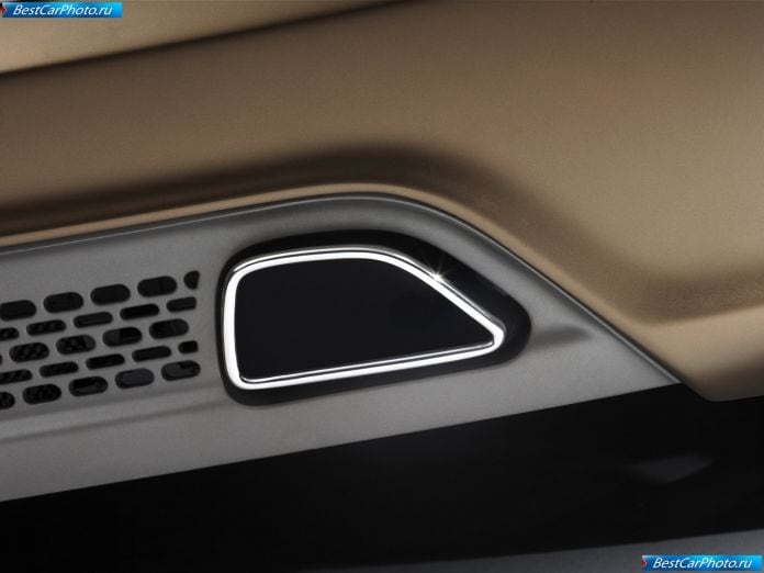 2005 Volvo C30 Design Concept - фотография 19 из 22