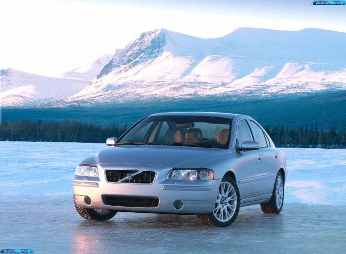 2005 Volvo S60 - фотография 4 из 71