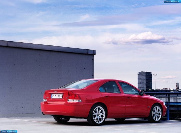 2005 Volvo S60 - фотография 28 из 71