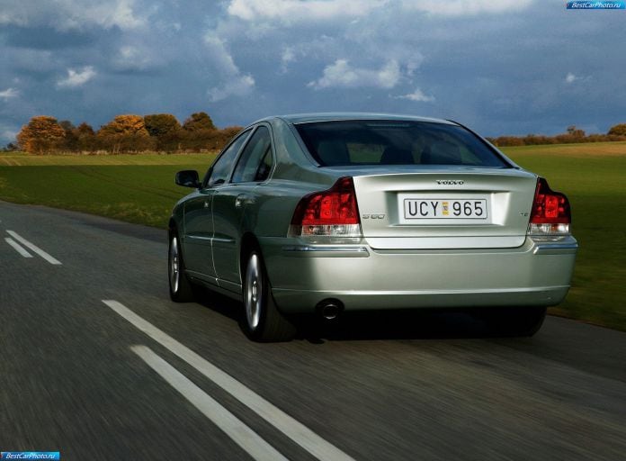 2005 Volvo S60 - фотография 31 из 71