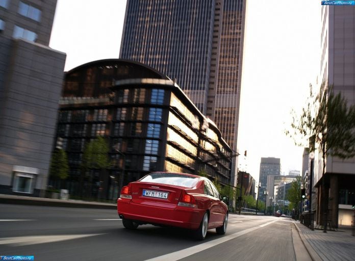 2005 Volvo S60 - фотография 33 из 71