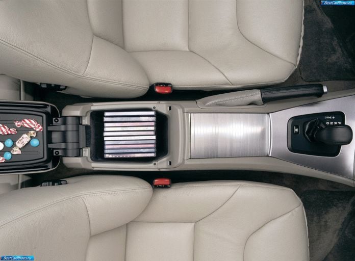 2005 Volvo S60 - фотография 54 из 71