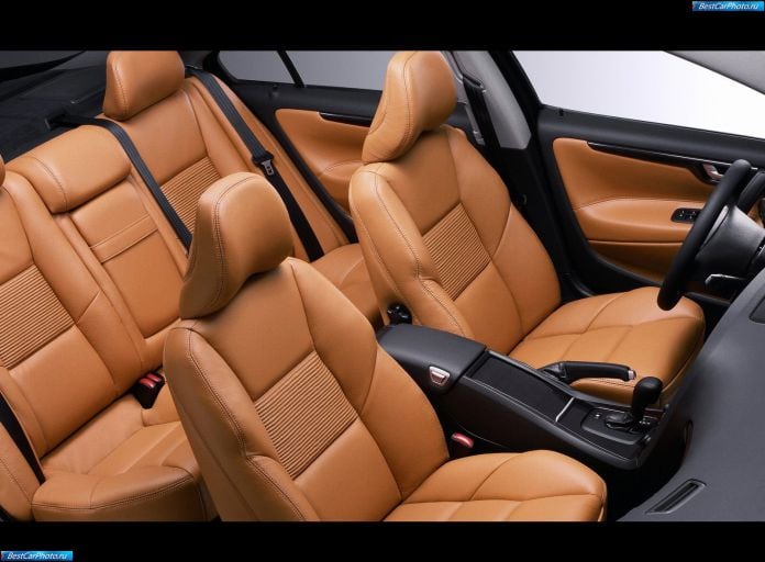 2005 Volvo S60 - фотография 65 из 71
