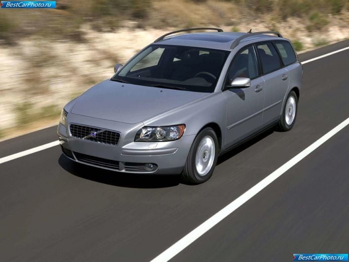 2005 Volvo V50 - фотография 3 из 39