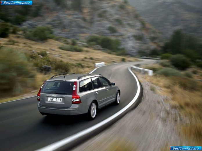 2005 Volvo V50 - фотография 11 из 39