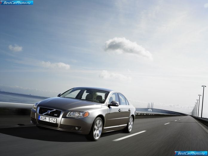 2006 Volvo S80 - фотография 1 из 51