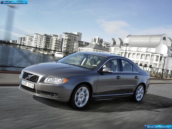 2006 Volvo S80 - фотография 7 из 51