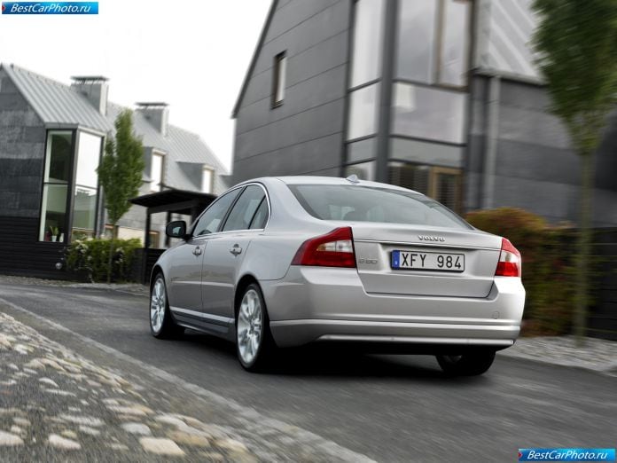 2006 Volvo S80 - фотография 18 из 51