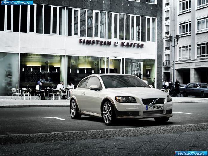 2007 Volvo C30 - фотография 2 из 57