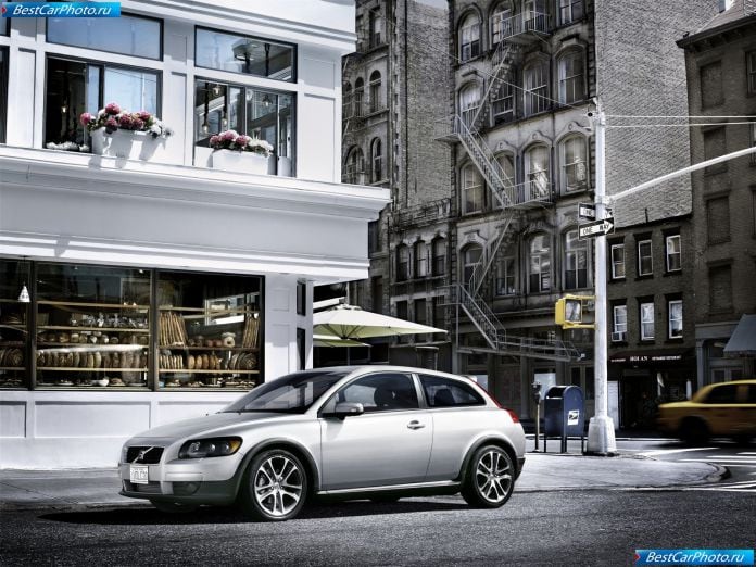 2007 Volvo C30 - фотография 4 из 57